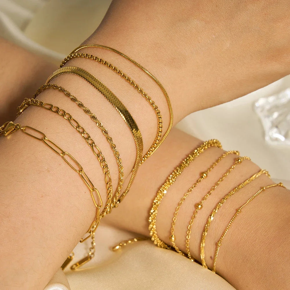 Gold Twist Chain Bracelet