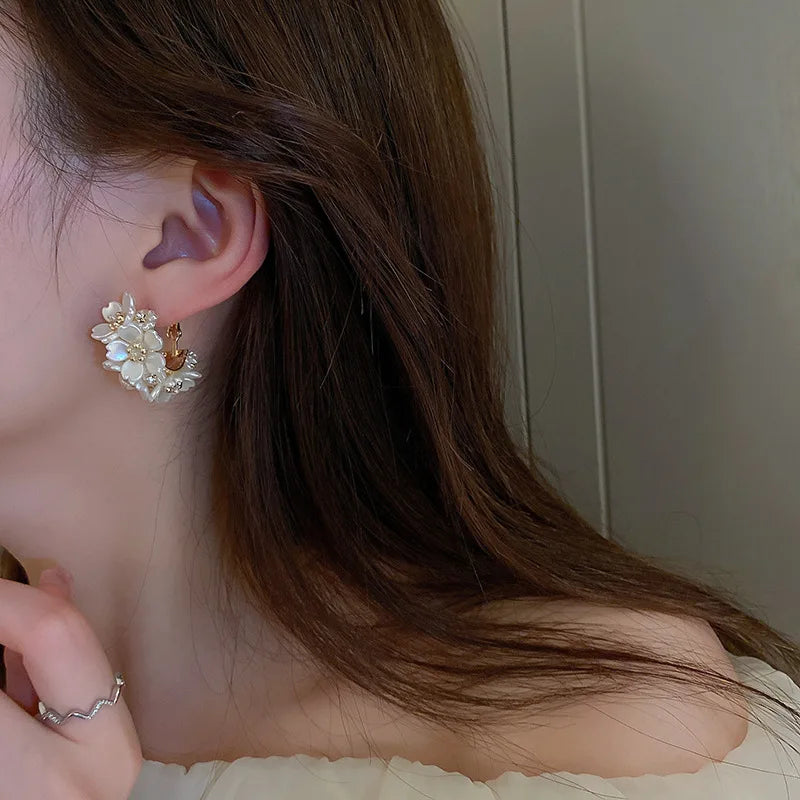 2022 Korean New Exquisite Flower Splicing Earrings Temperament Simple Fashion Versatile Earrings Female Jewelry gift