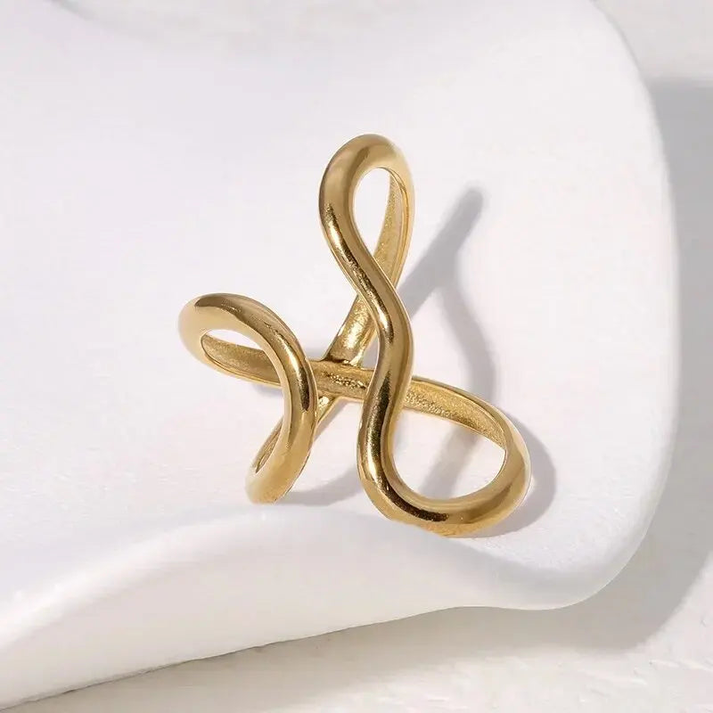 Open Skeleton Snake Ring