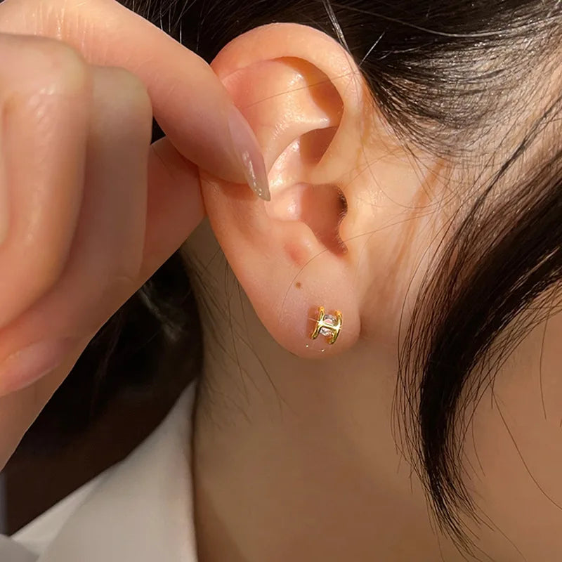 Tibetan Silver Korea Exquisite Curved Shiny Zircon Wheat Stud Earrings for Women Sweet Romantic Wedding Pendiente Plata Jewelry