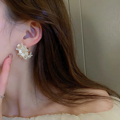 2022 Korean New Exquisite Flower Splicing Earrings Temperament Simple Fashion Versatile Earrings Female Jewelry gift